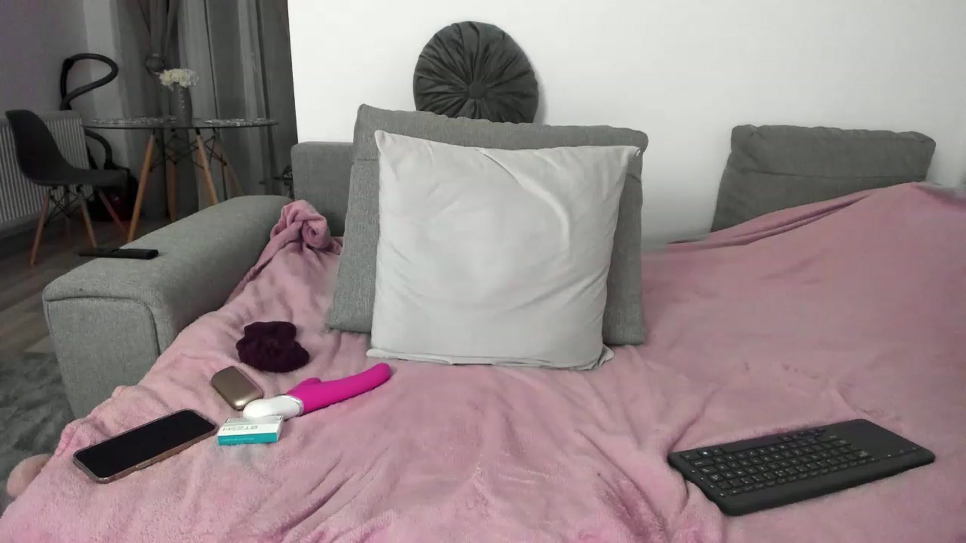 Gallery image thumbnail from JustKatie's myfreecams stream on, 11/20/2022, 22:30 image 4 of 20
