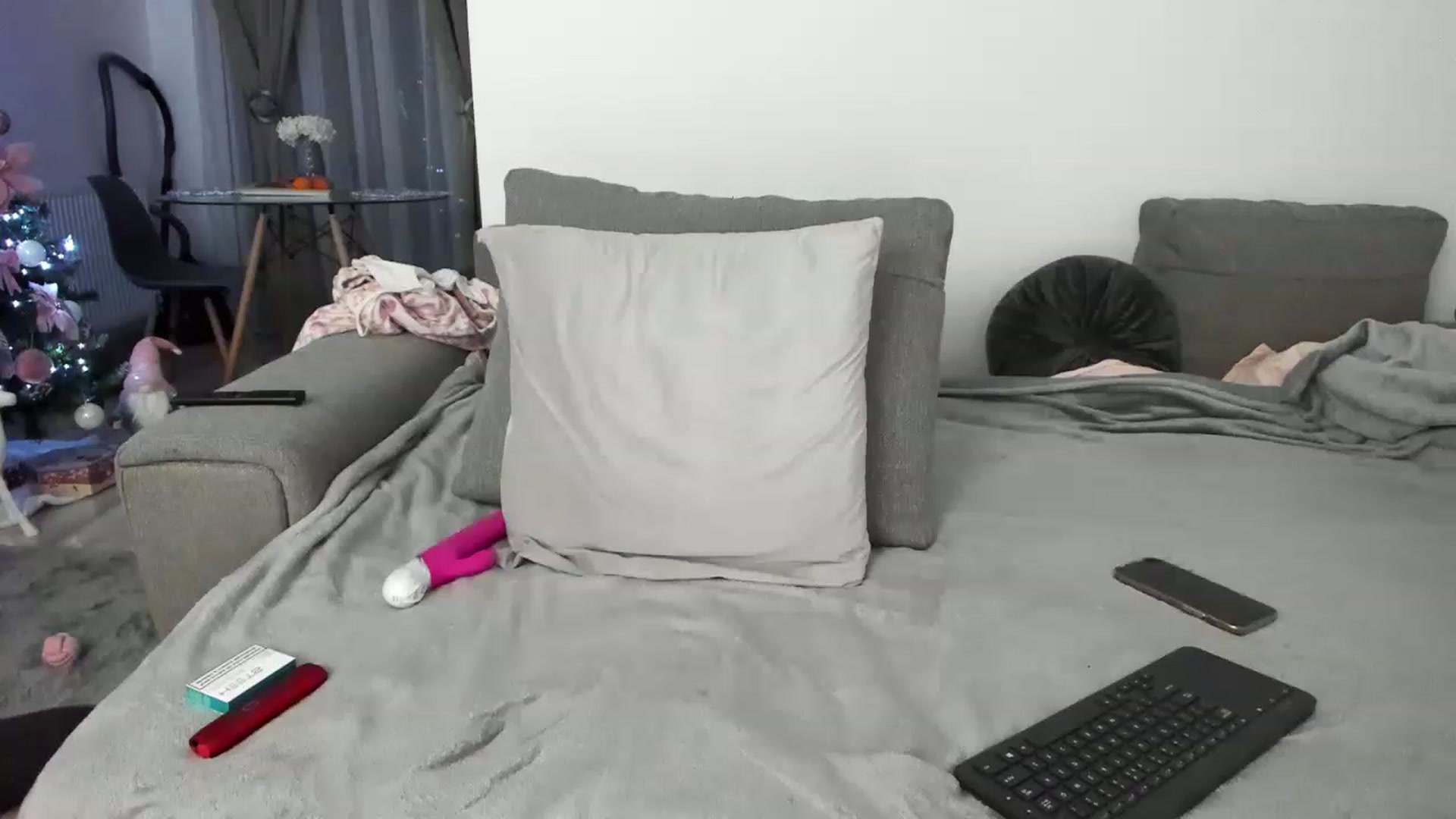 Gallery image thumbnail from JustKatie's myfreecams stream on, 12/11/2022, 20:25 image 15 of 20