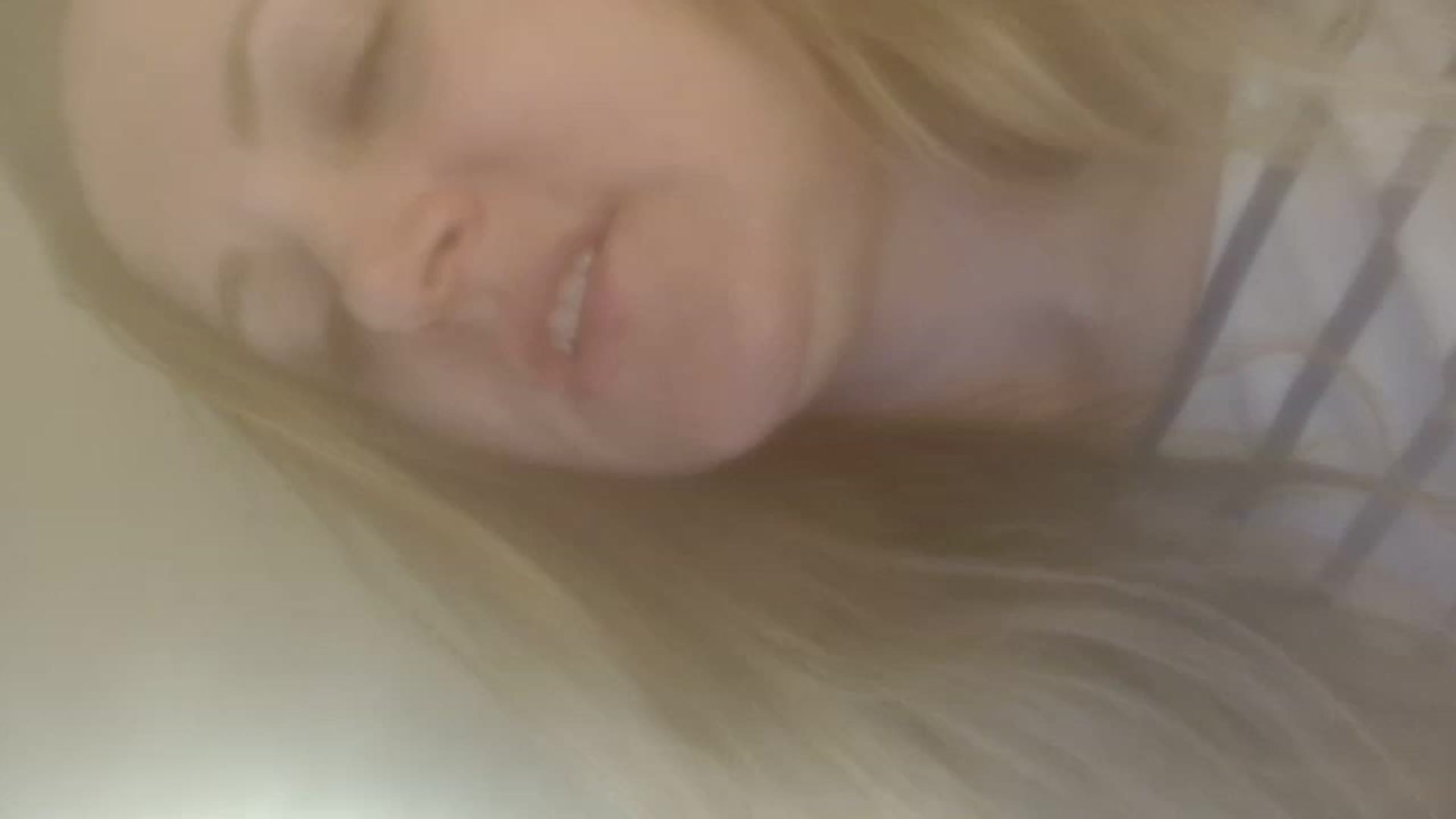 Gallery image thumbnail from JustLily's myfreecams stream on, 12/06/2022, 24:34 image 16 of 20