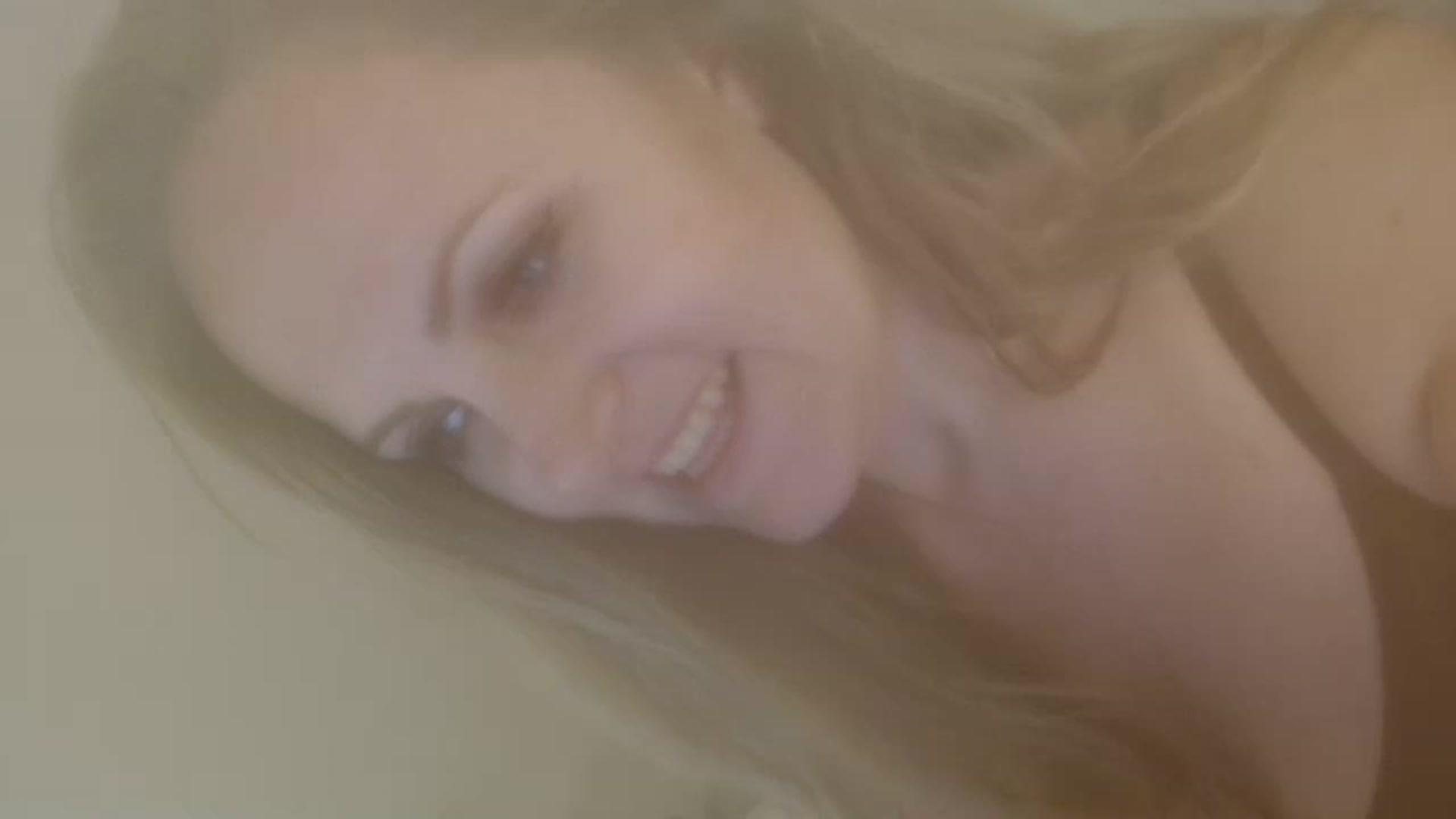 Gallery image thumbnail from JustLily's myfreecams stream on, 12/09/2022, 24:34 image 3 of 20