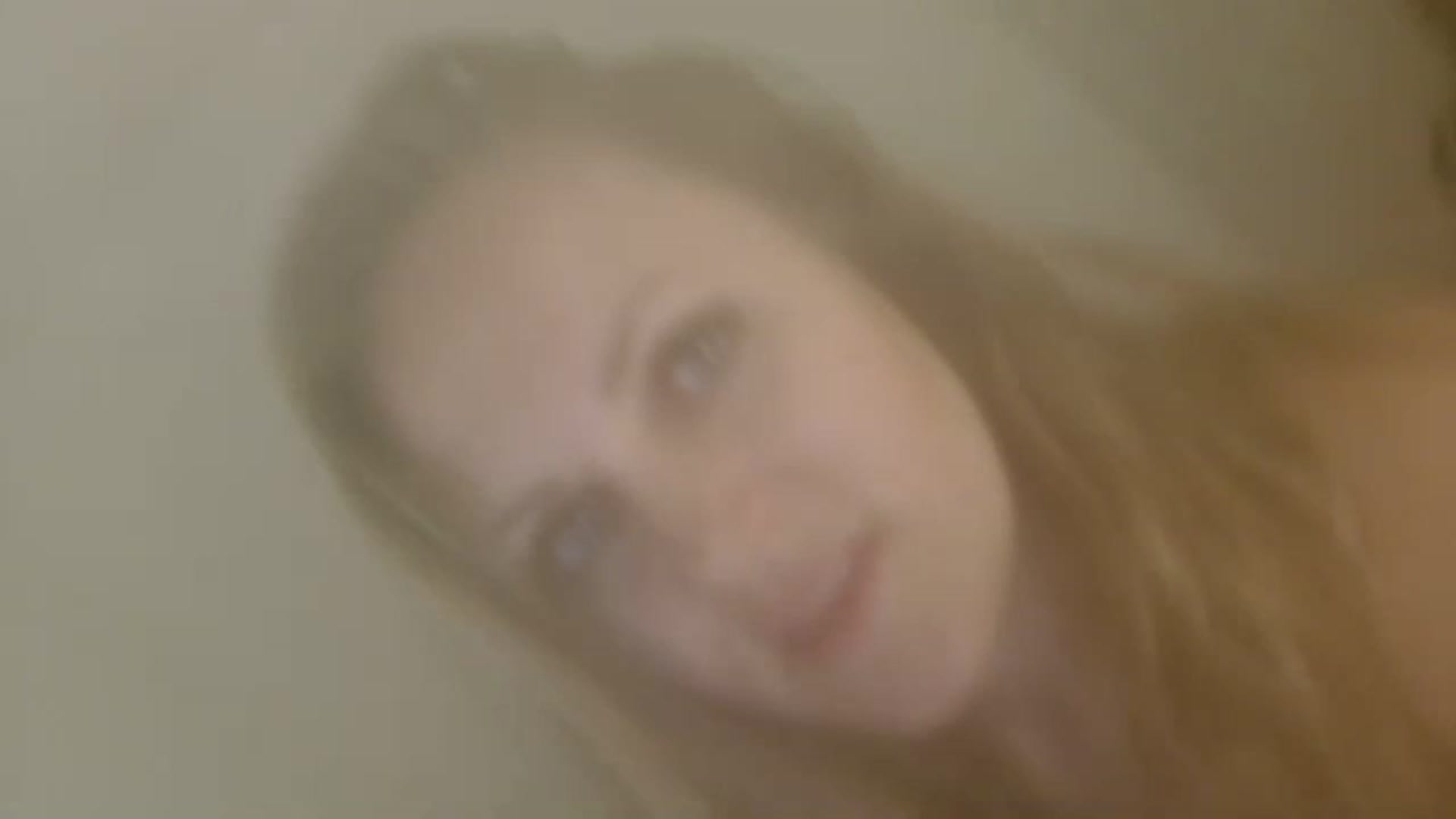 Gallery image thumbnail from JustLily's myfreecams stream on, 12/09/2022, 24:34 image 16 of 20