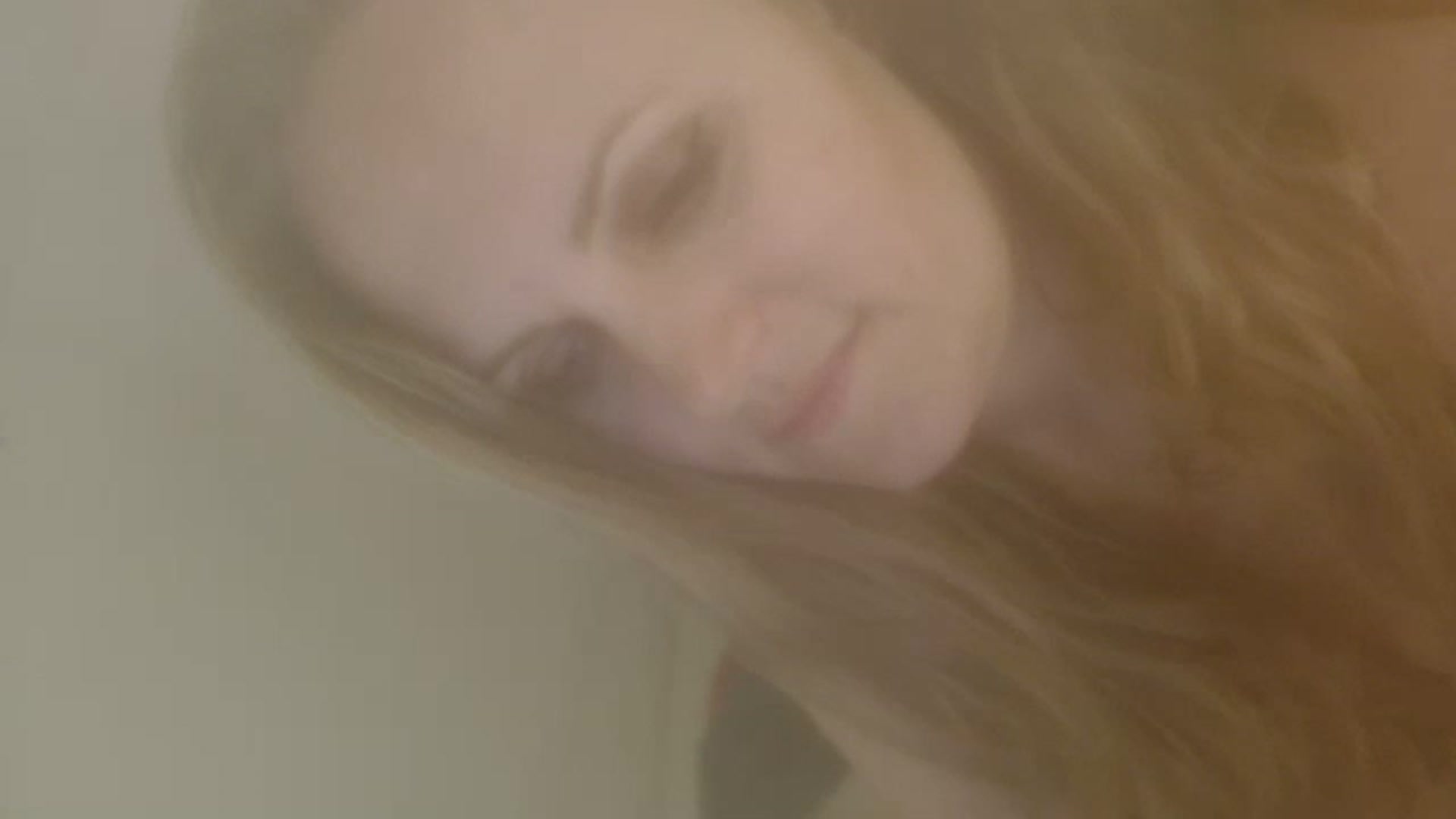Gallery image thumbnail from JustLily's myfreecams stream on, 12/09/2022, 24:34 image 15 of 20