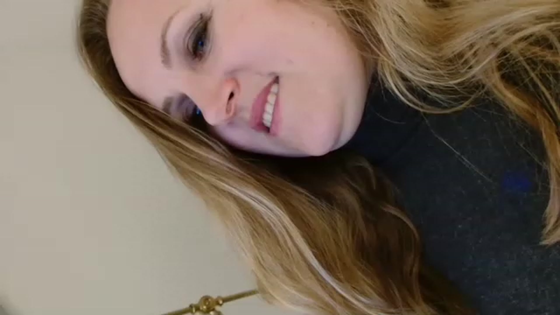 Gallery image thumbnail from JustLily's myfreecams stream on, 12/09/2022, 23:08 image 16 of 20