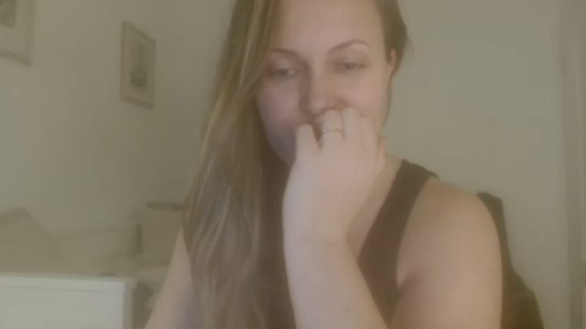 Gallery image thumbnail from JustLily's myfreecams stream on, 12/21/2022, 21:50 image 19 of 20
