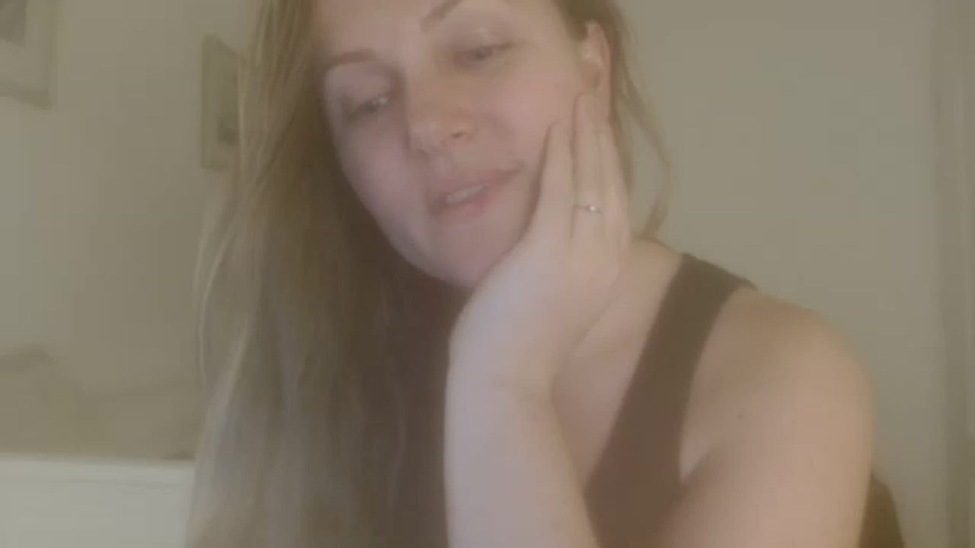 Gallery image thumbnail from JustLily's myfreecams stream on, 12/21/2022, 21:50 image 20 of 20