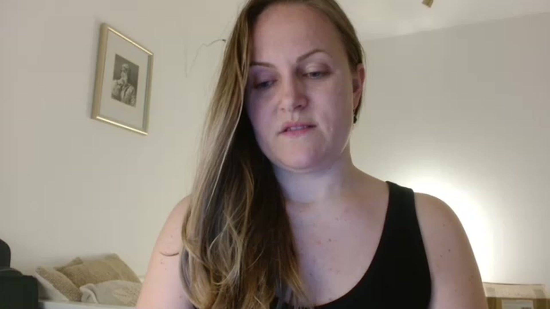 Gallery image thumbnail from JustLily's myfreecams stream on, 01/02/2023, 24:01 image 7 of 20