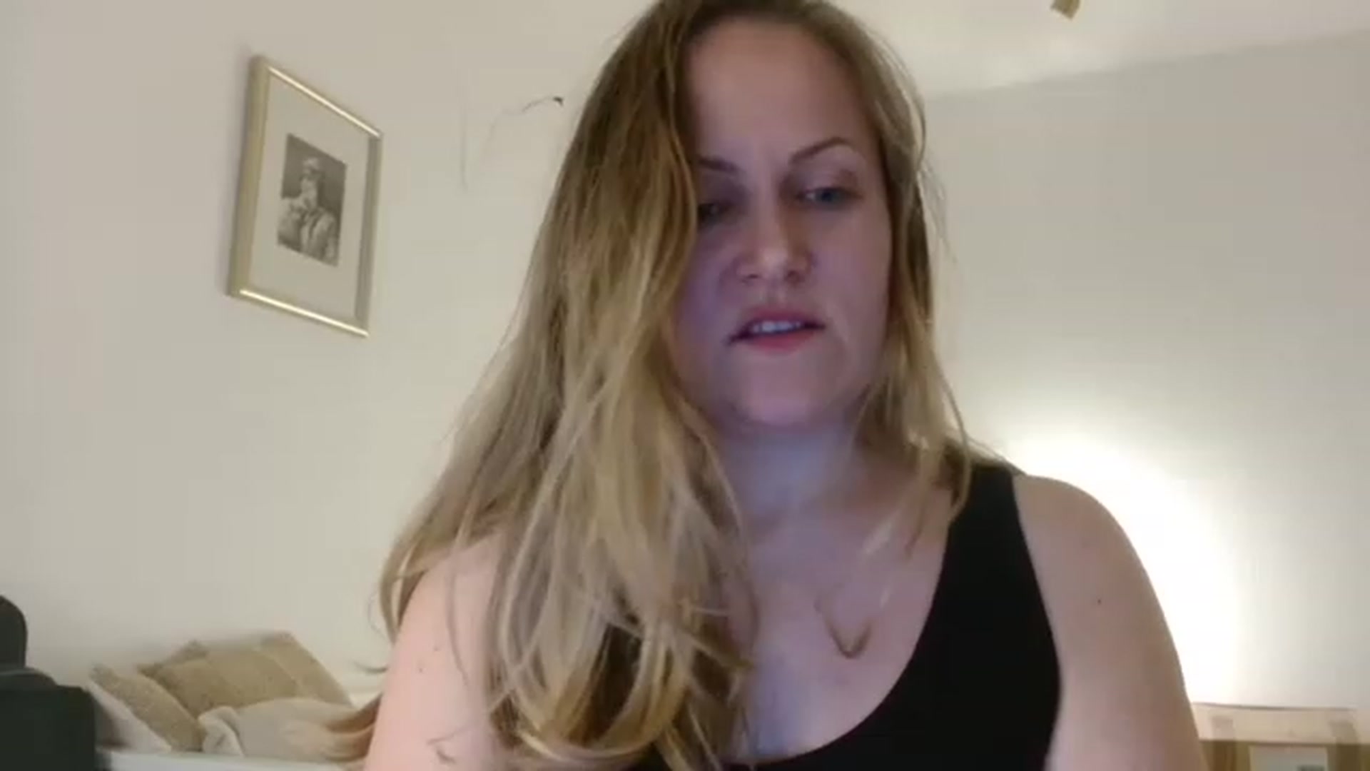 Gallery image thumbnail from JustLily's myfreecams stream on, 01/02/2023, 24:01 image 4 of 20