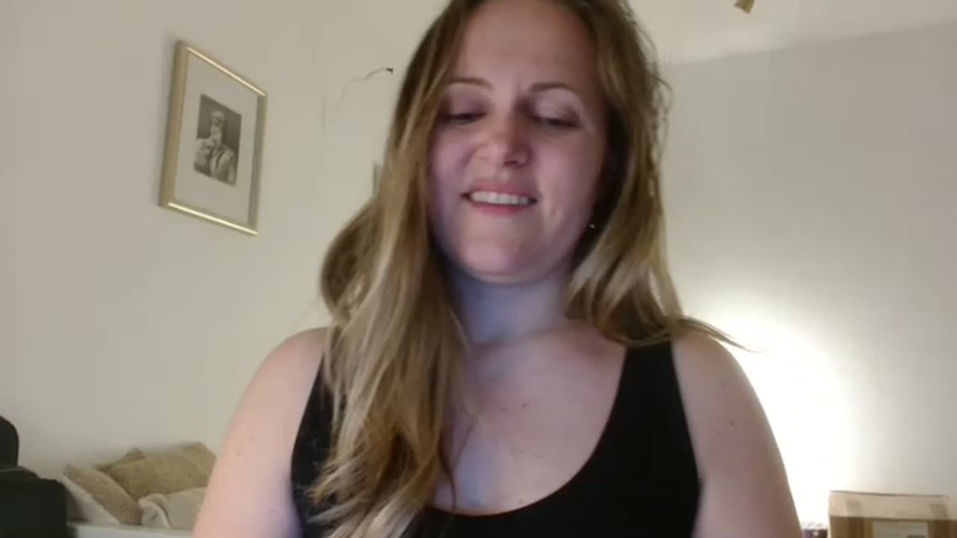 Gallery image thumbnail from JustLily's myfreecams stream on, 01/02/2023, 24:01 image 19 of 20