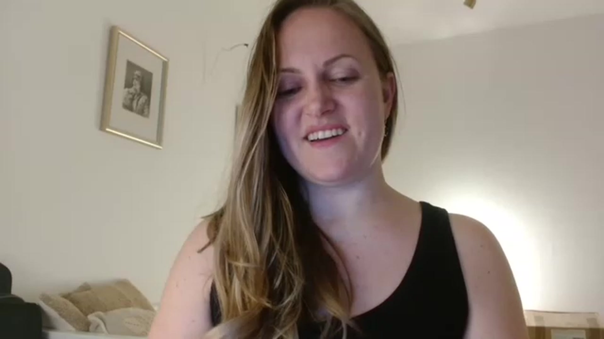 Gallery image thumbnail from JustLily's myfreecams stream on, 01/02/2023, 24:01 image 16 of 20