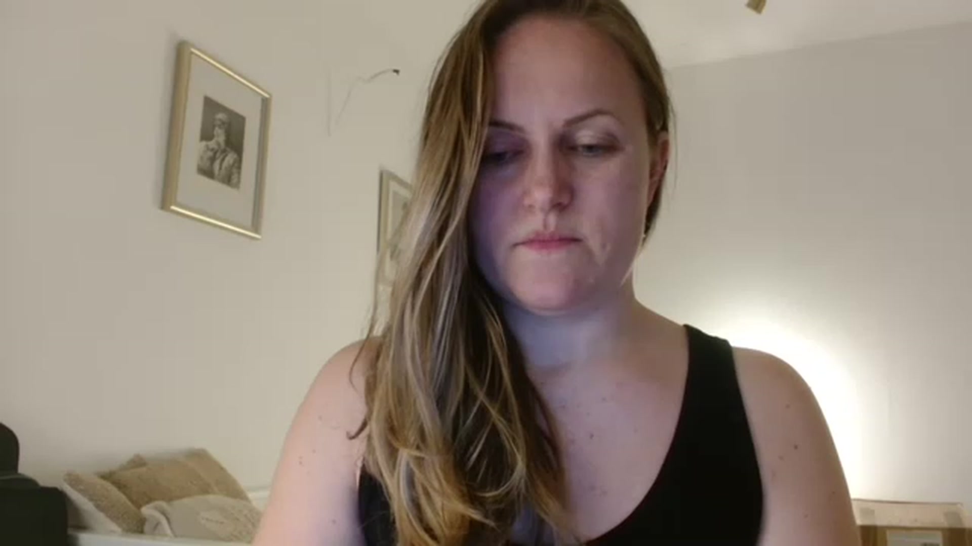 Gallery image thumbnail from JustLily's myfreecams stream on, 01/02/2023, 24:01 image 10 of 20