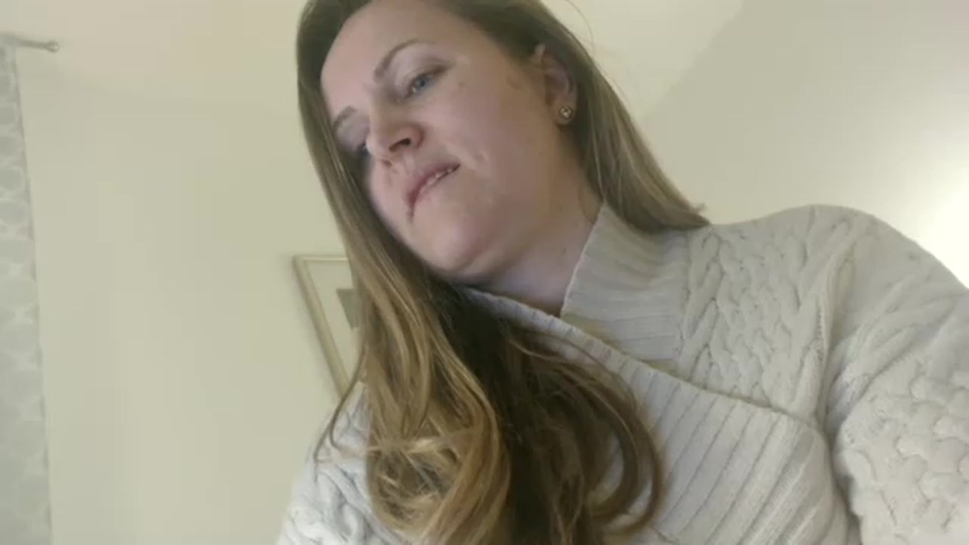 Gallery image thumbnail from JustLily's myfreecams stream on, 01/16/2023, 22:12 image 6 of 20