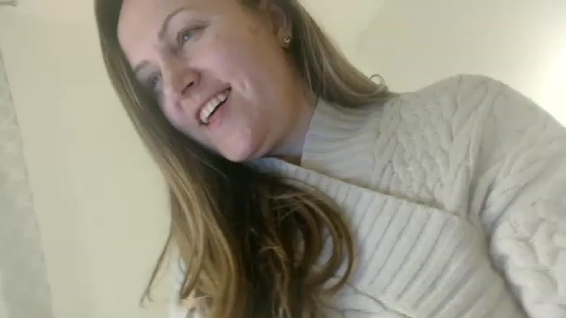 Gallery image thumbnail from JustLily's myfreecams stream on, 01/16/2023, 22:12 image 7 of 20