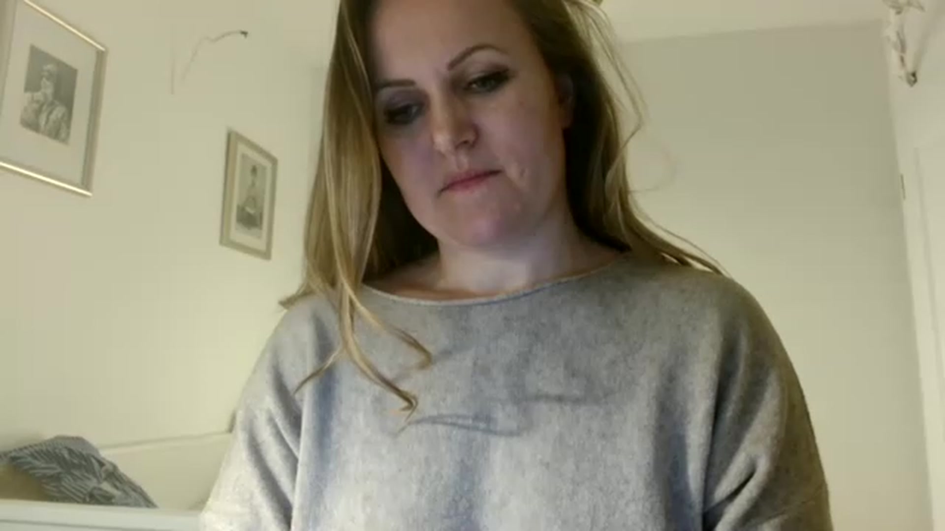 Gallery image thumbnail from JustLily's myfreecams stream on, 01/19/2023, 24:08 image 20 of 20