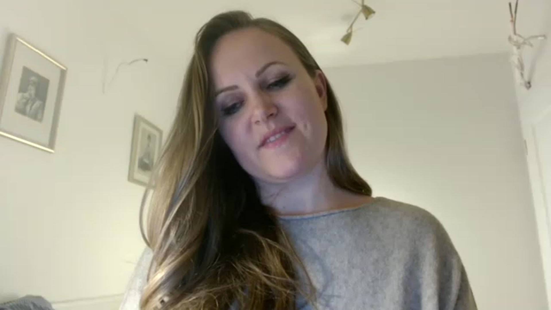 Gallery image thumbnail from JustLily's myfreecams stream on, 01/19/2023, 24:08 image 10 of 20