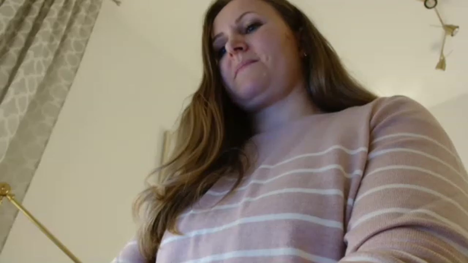 Gallery image thumbnail from JustLily's myfreecams stream on, 01/20/2023, 17:36 image 14 of 20