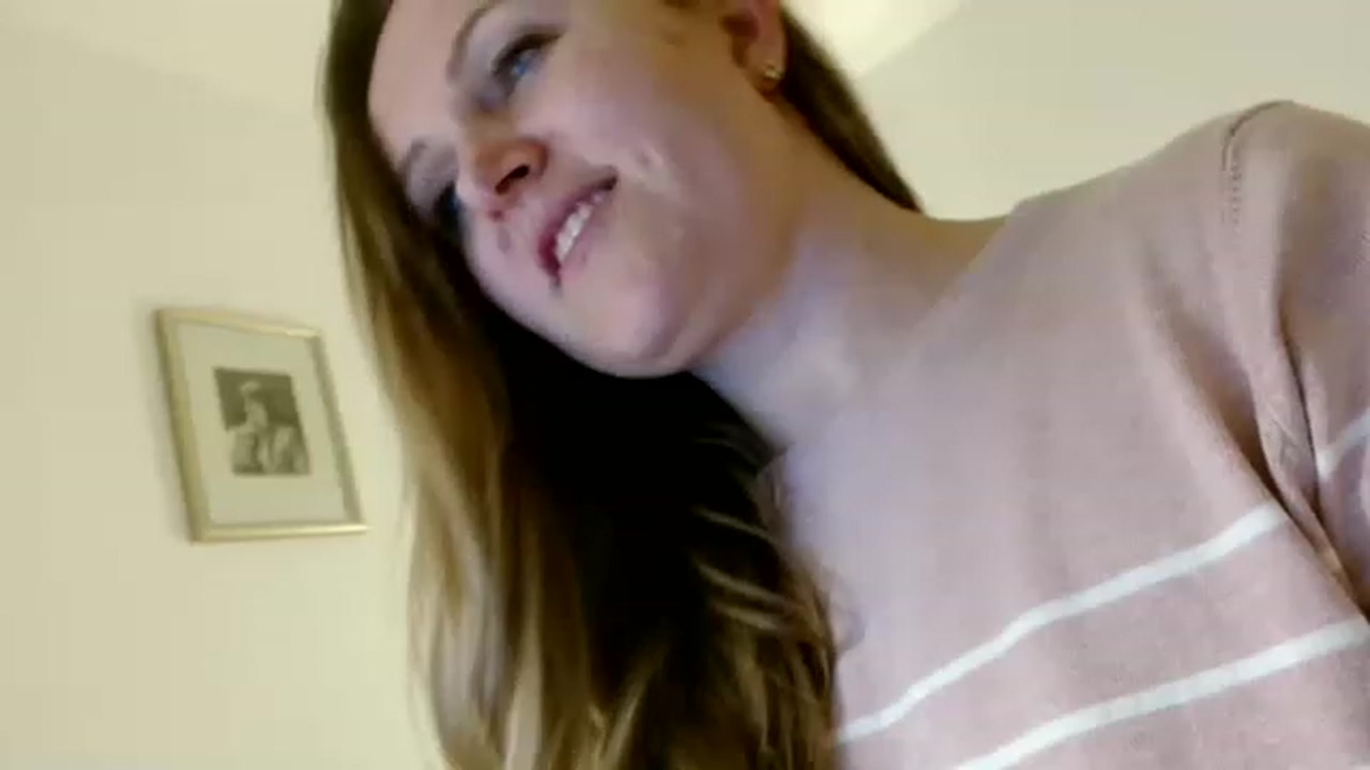 Gallery image thumbnail from JustLily's myfreecams stream on, 01/20/2023, 23:43 image 18 of 20