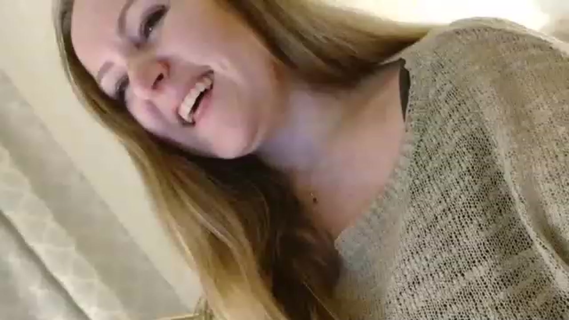 Gallery image thumbnail from JustLily's myfreecams stream on, 02/07/2023, 18:02 image 10 of 20