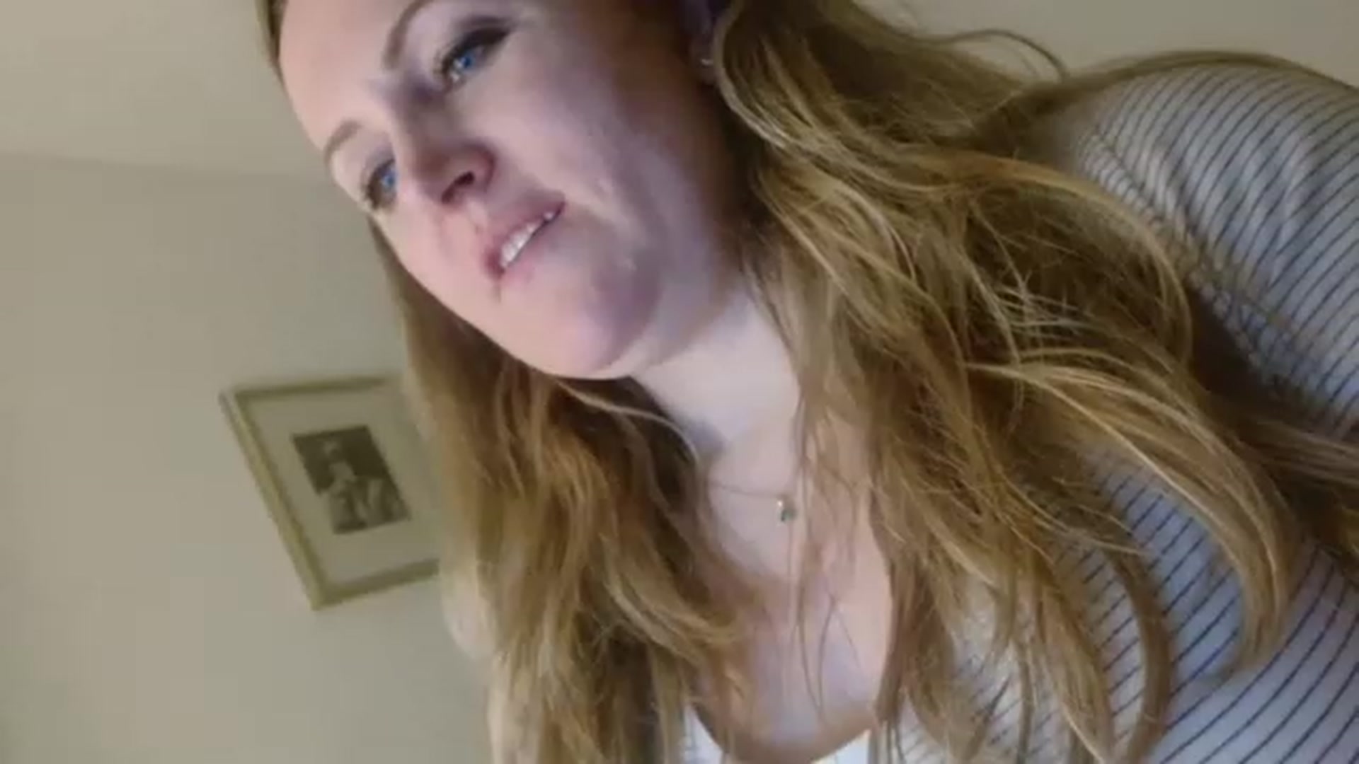 Gallery image thumbnail from JustLily's myfreecams stream on, 02/09/2023, 20:03 image 18 of 20