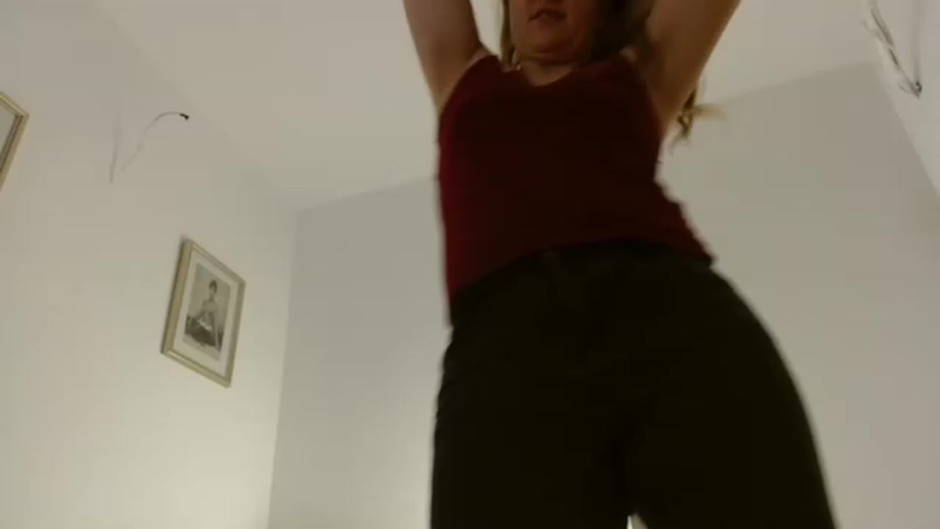Gallery image thumbnail from JustLily's myfreecams stream on, 02/18/2023, 24:16 image 16 of 20