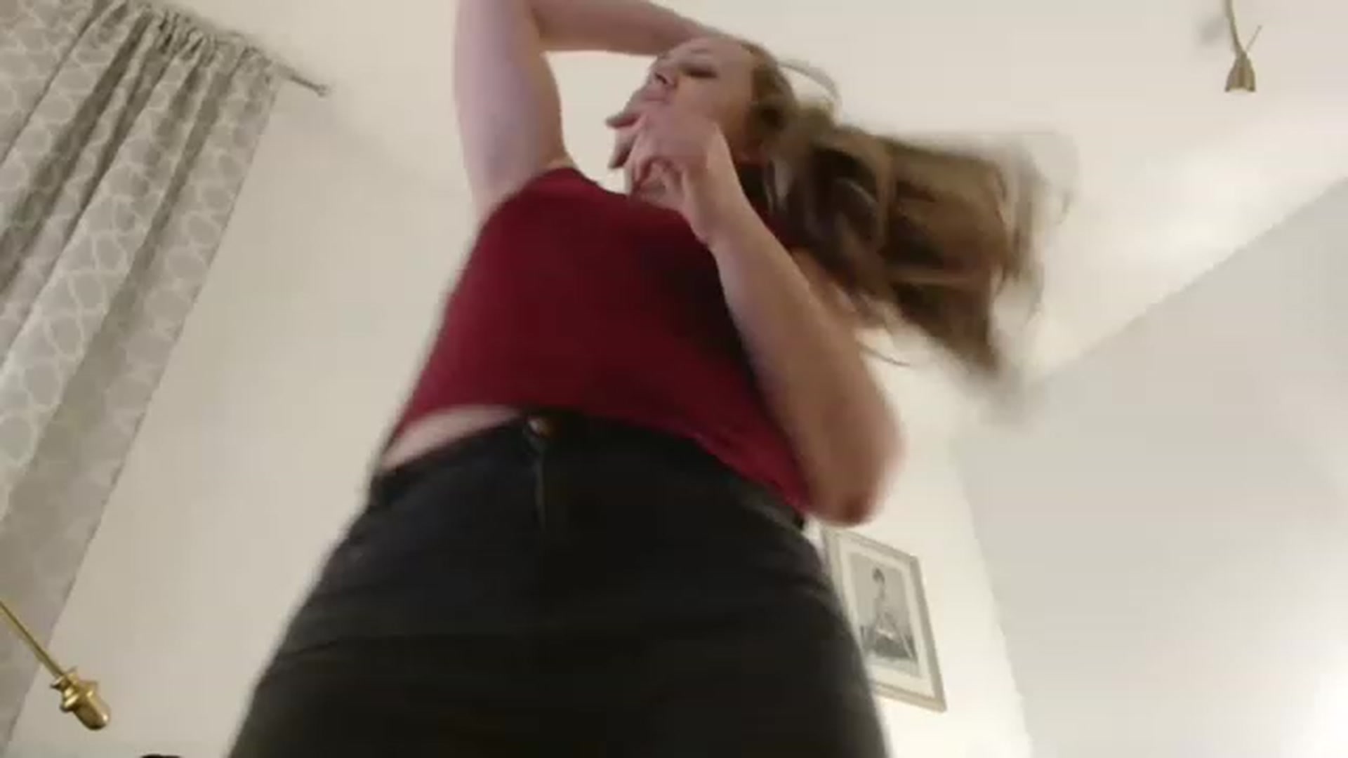 Gallery image thumbnail from JustLily's myfreecams stream on, 02/18/2023, 24:24 image 17 of 20