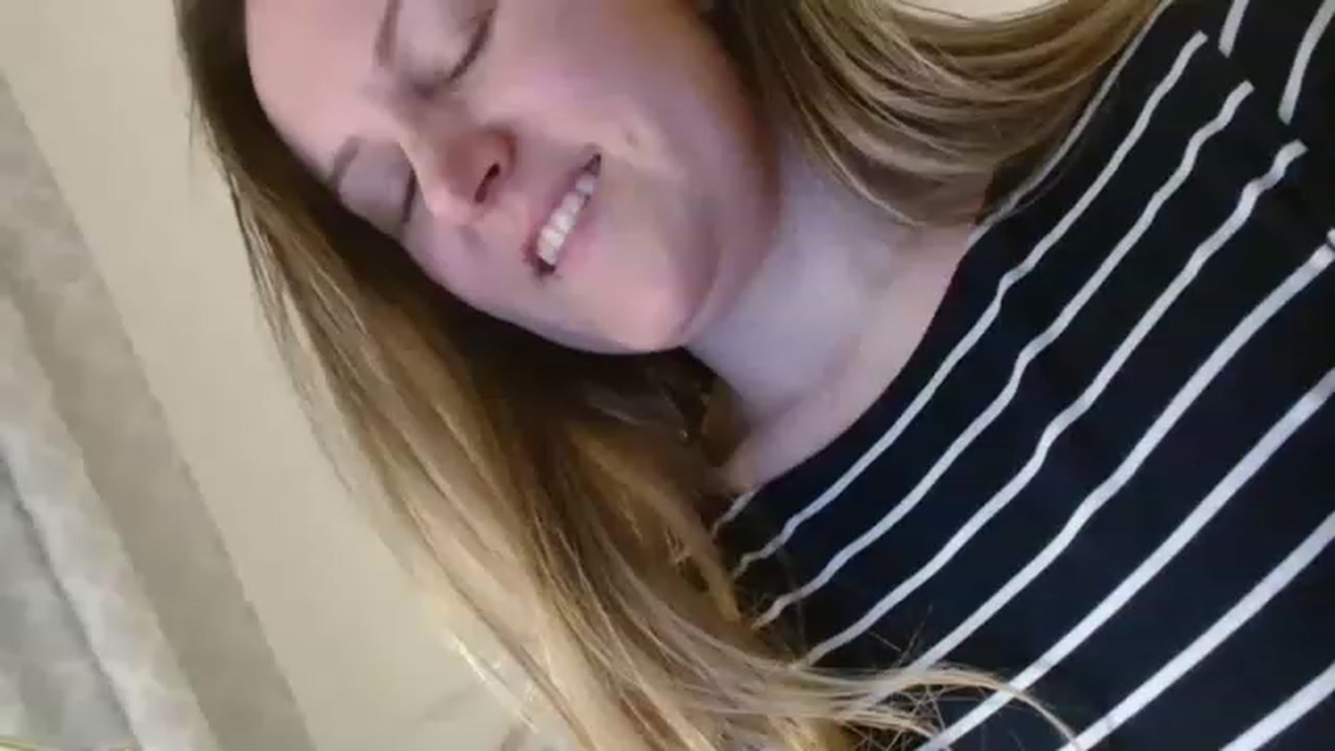 Gallery image thumbnail from JustLily's myfreecams stream on, 02/24/2023, 16:14 image 3 of 20