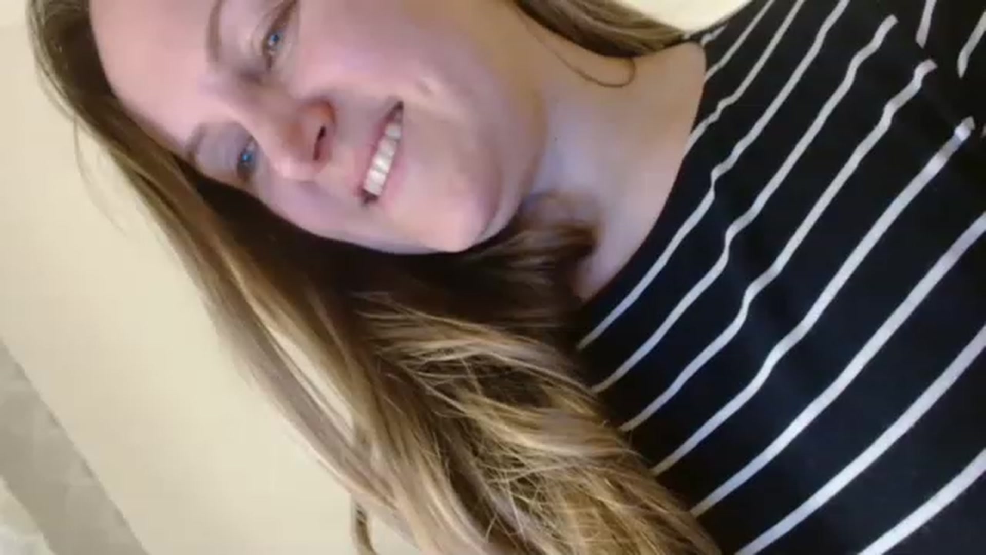 Gallery image thumbnail from JustLily's myfreecams stream on, 02/24/2023, 16:14 image 11 of 20