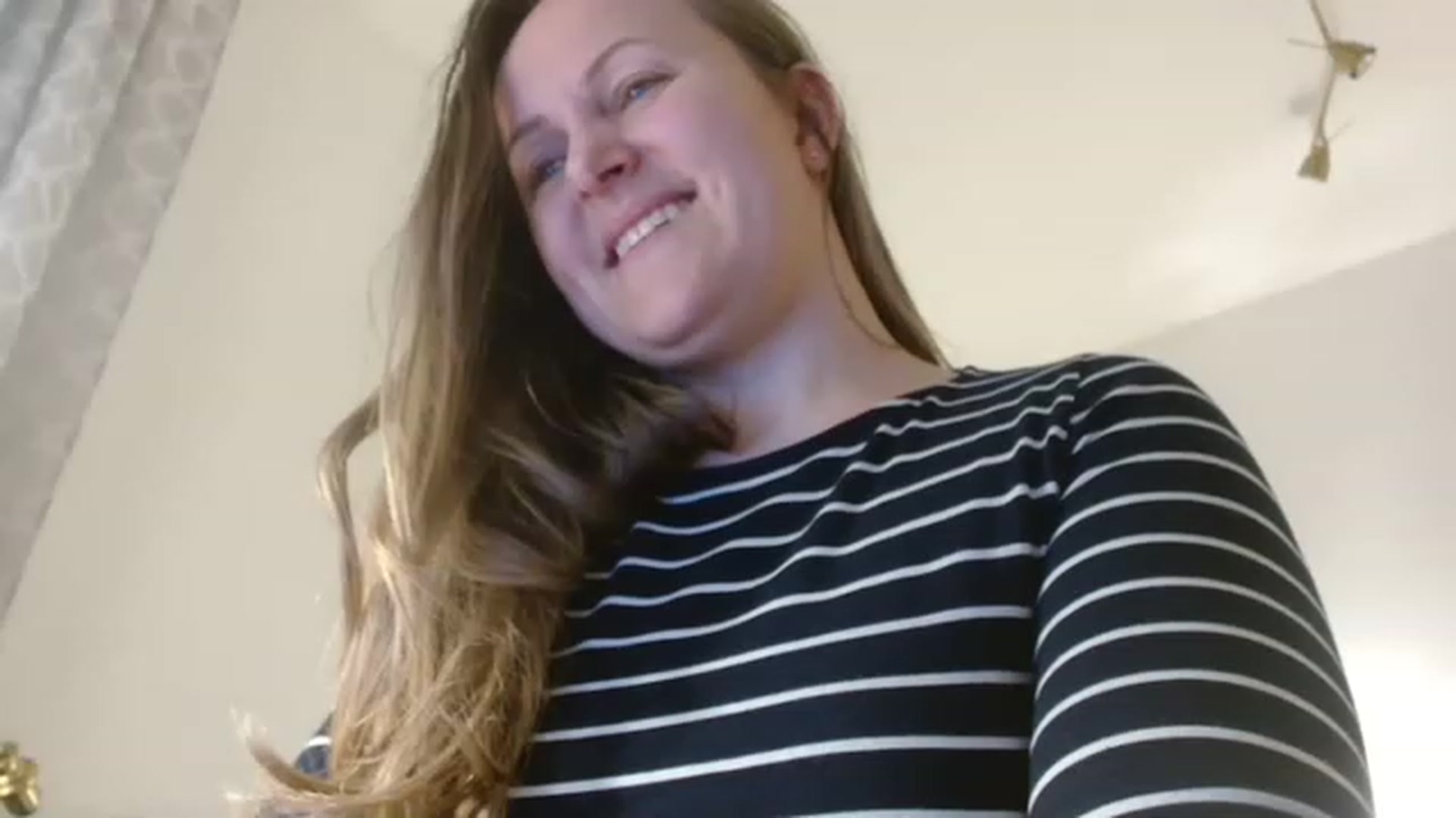 Gallery image thumbnail from JustLily's myfreecams stream on, 02/24/2023, 16:14 image 9 of 20