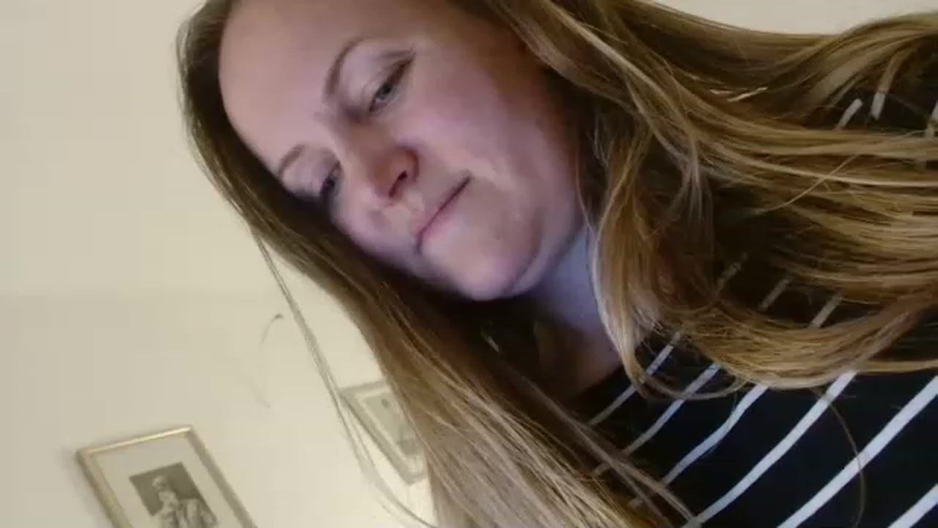 Gallery image thumbnail from JustLily's myfreecams stream on, 02/24/2023, 16:38 image 3 of 20