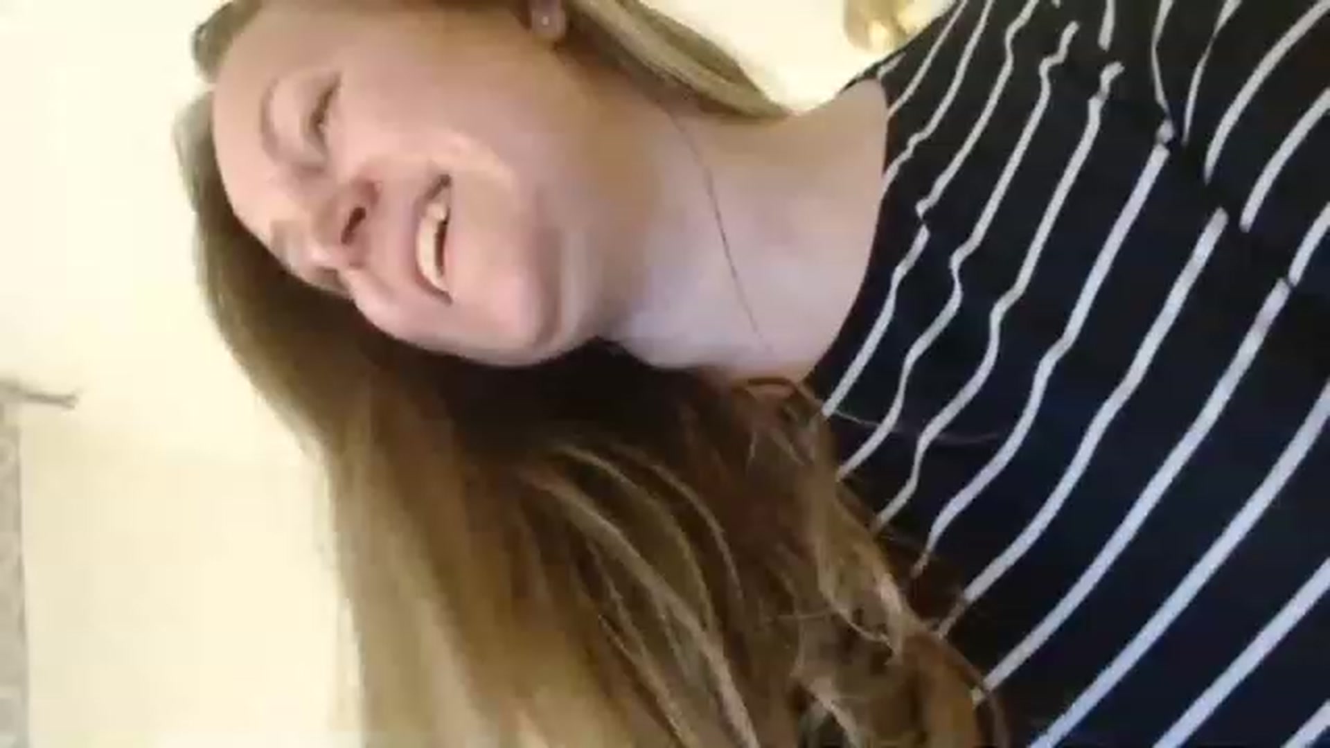 Gallery image thumbnail from JustLily's myfreecams stream on, 02/24/2023, 16:38 image 7 of 20
