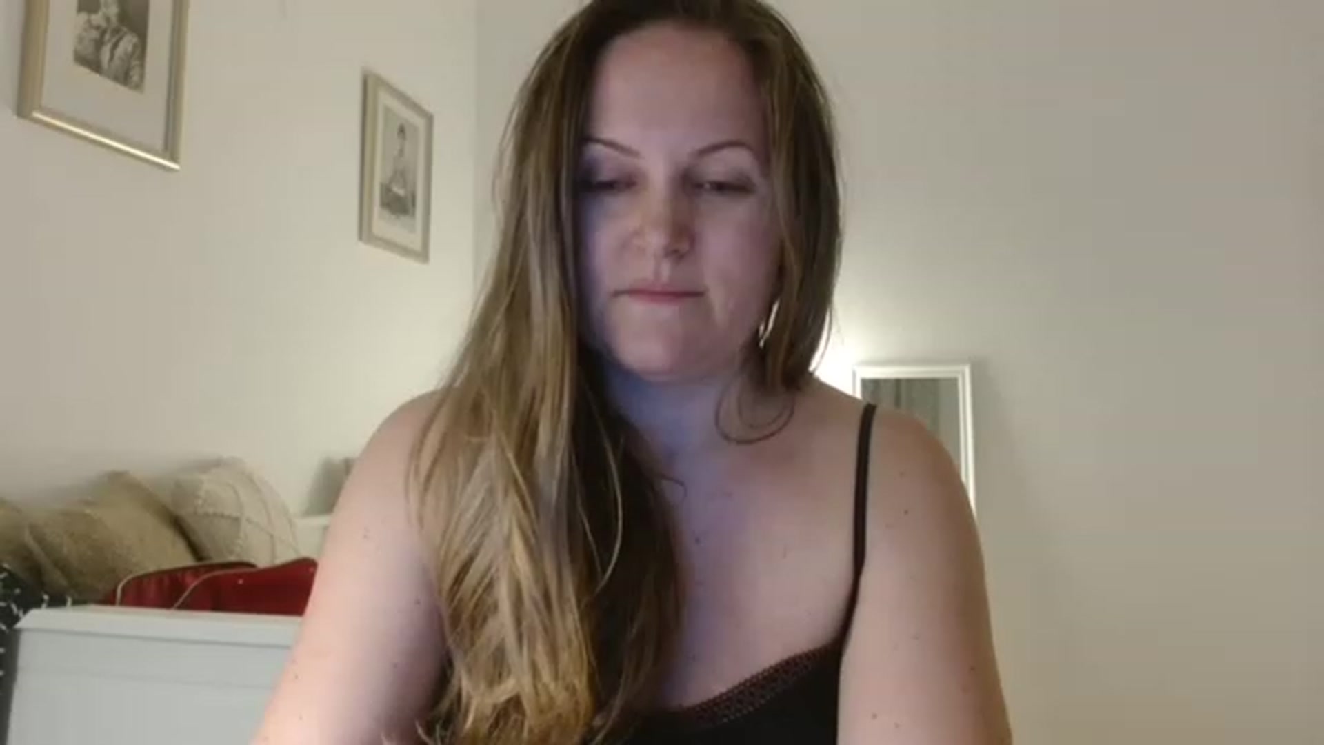 Gallery image thumbnail from JustLily's myfreecams stream on, 02/24/2023, 18:25 image 7 of 20