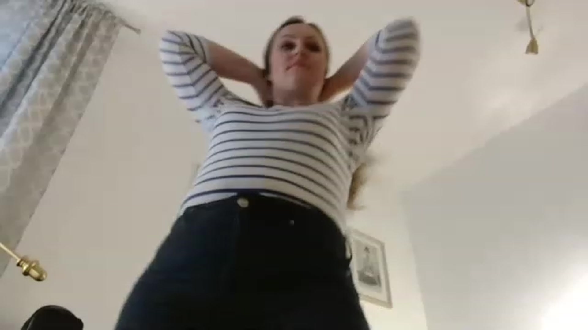 Gallery image thumbnail from JustLily's myfreecams stream on, 02/28/2023, 16:08 image 17 of 20