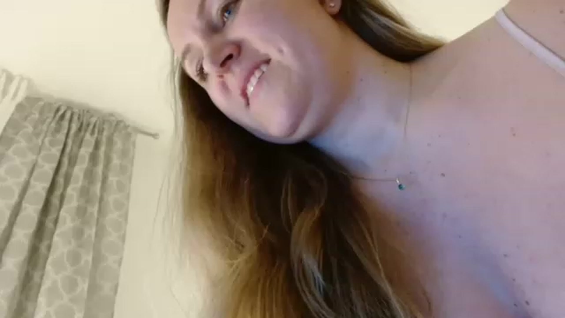 Gallery image thumbnail from JustLily's myfreecams stream on, 03/02/2023, 01:02 image 6 of 20