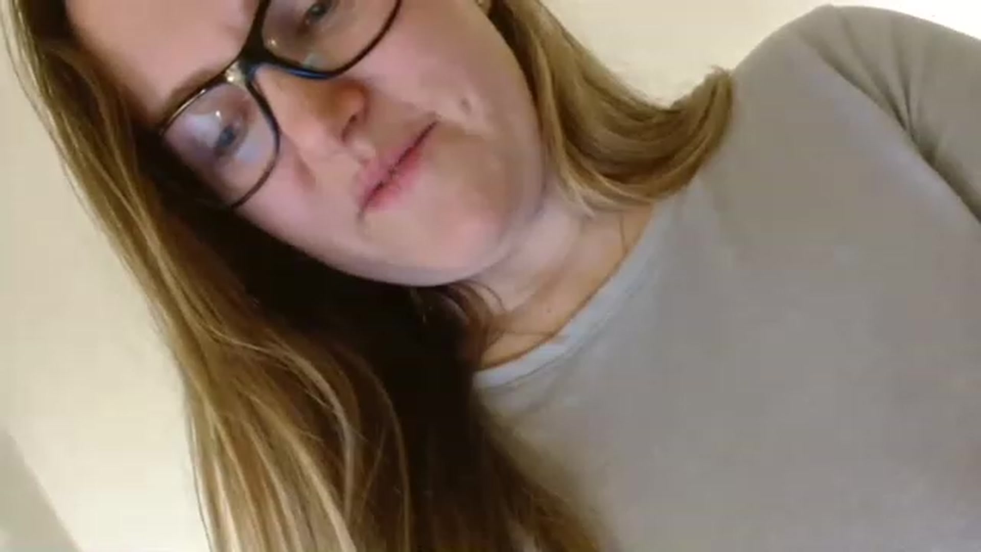 Gallery image thumbnail from JustLily's myfreecams stream on, 03/04/2023, 23:02 image 4 of 20