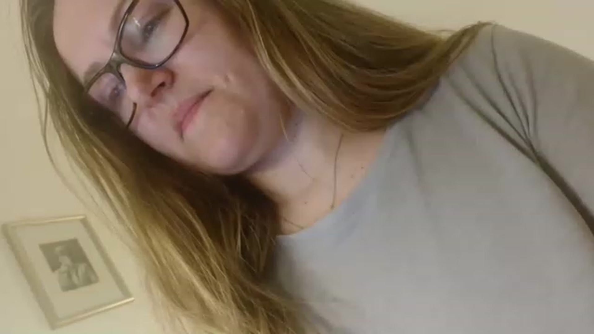 Gallery image thumbnail from JustLily's myfreecams stream on, 03/05/2023, 24:11 image 7 of 20