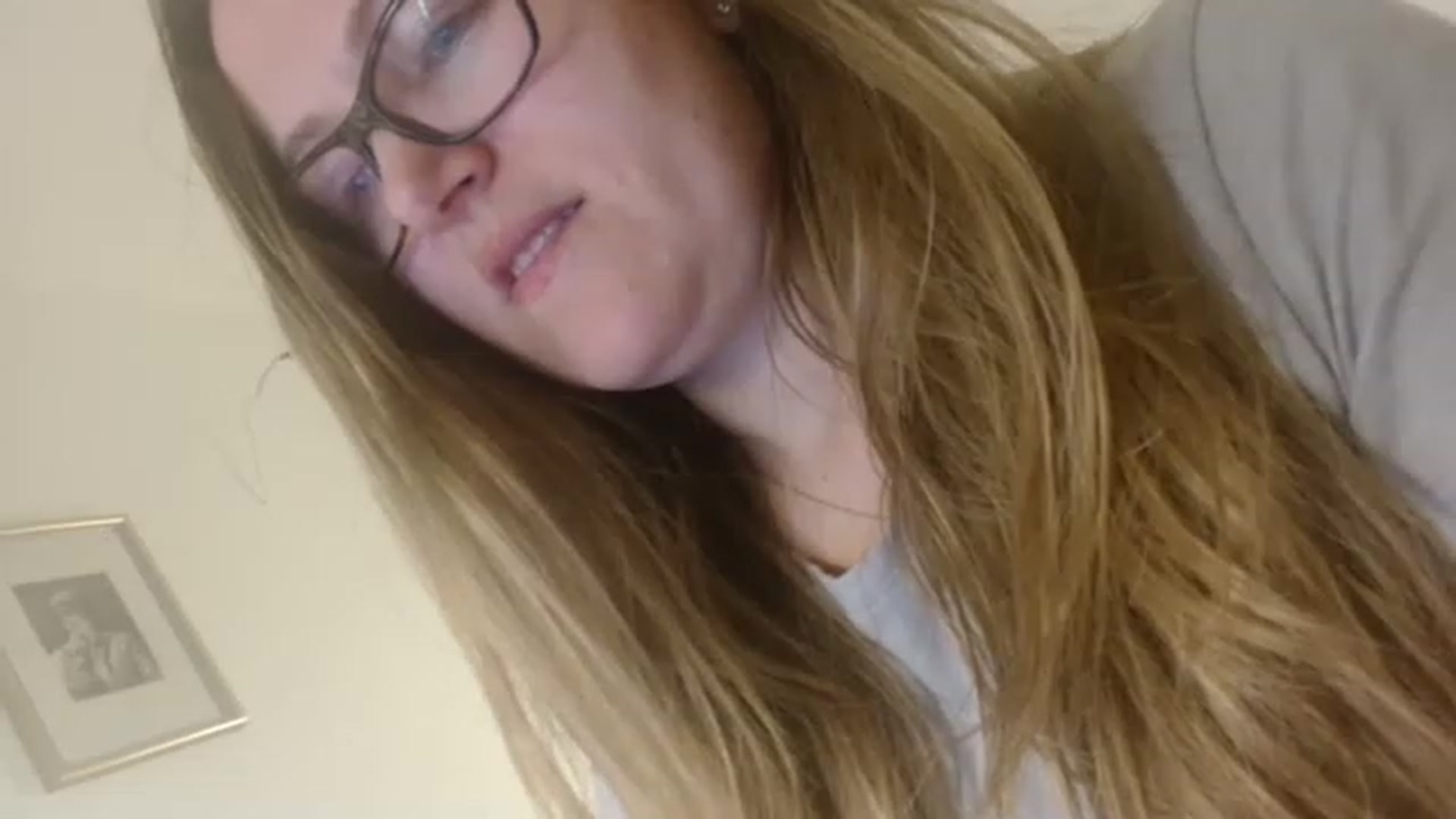 Gallery image thumbnail from JustLily's myfreecams stream on, 03/05/2023, 24:11 image 18 of 20