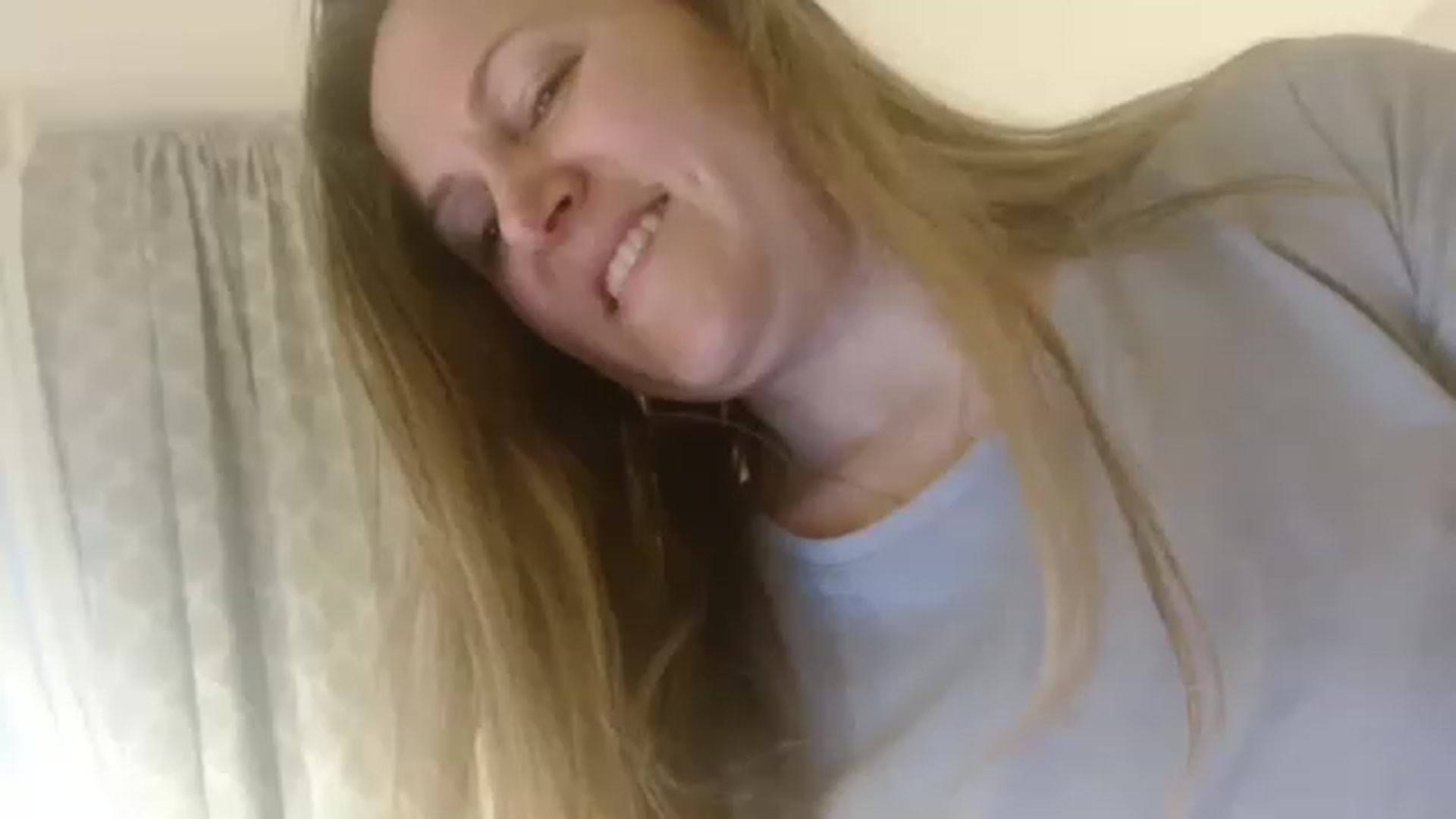 Gallery image thumbnail from JustLily's myfreecams stream on, 03/05/2023, 16:29 image 10 of 20