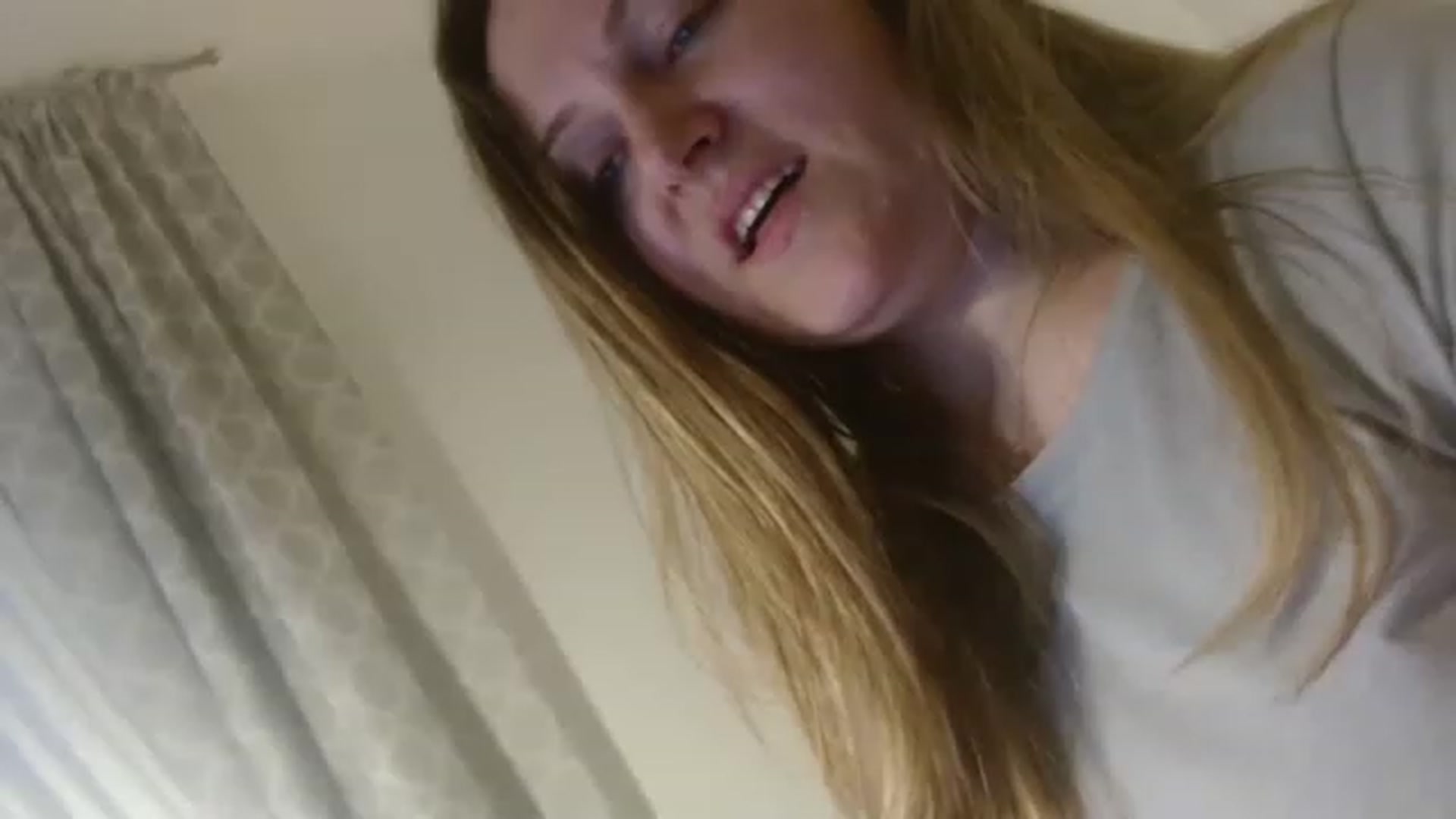 Gallery image thumbnail from JustLily's myfreecams stream on, 03/05/2023, 16:29 image 4 of 20