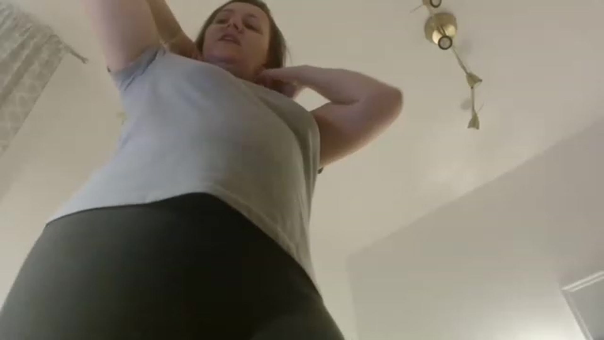 Gallery image thumbnail from JustLily's myfreecams stream on, 03/05/2023, 22:16 image 16 of 20
