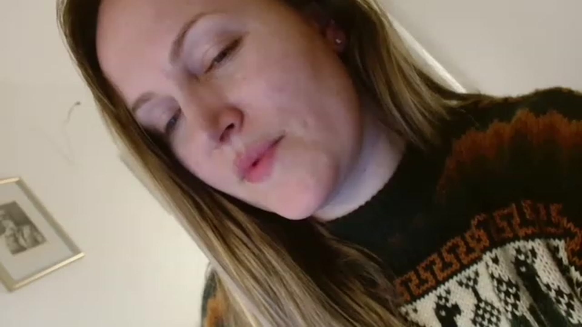 Gallery image thumbnail from JustLily's myfreecams stream on, 03/05/2023, 22:16 image 5 of 20