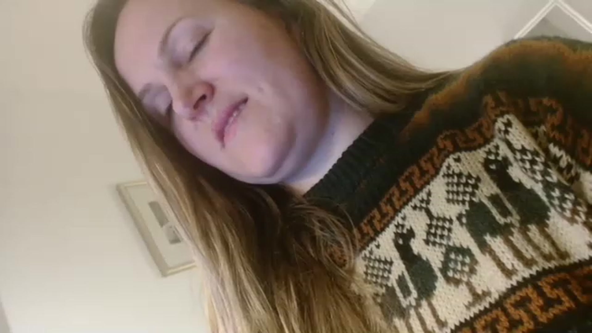 Gallery image thumbnail from JustLily's myfreecams stream on, 03/05/2023, 22:16 image 14 of 20