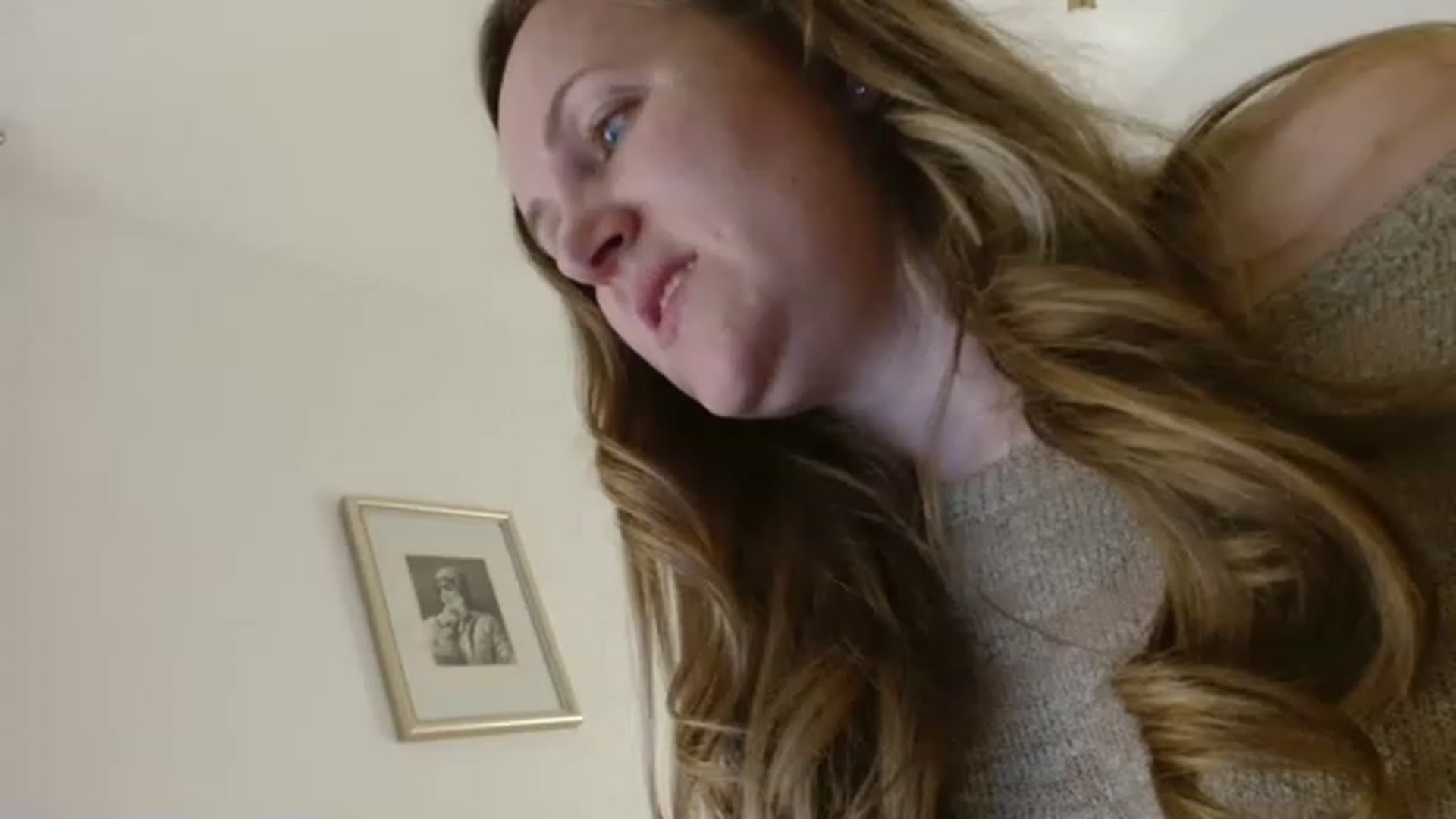 Gallery image thumbnail from JustLily's myfreecams stream on, 03/20/2023, 22:50 image 20 of 20
