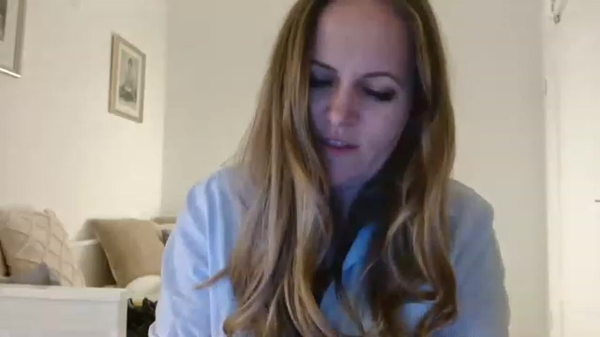 Gallery image thumbnail from JustLily's myfreecams stream on, 03/22/2023, 23:11 image 7 of 20