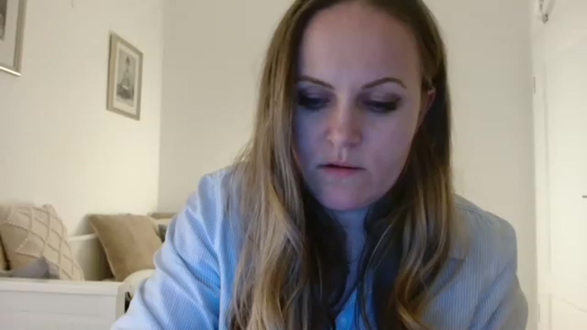 Gallery image thumbnail from JustLily's myfreecams stream on, 03/22/2023, 23:11 image 12 of 20