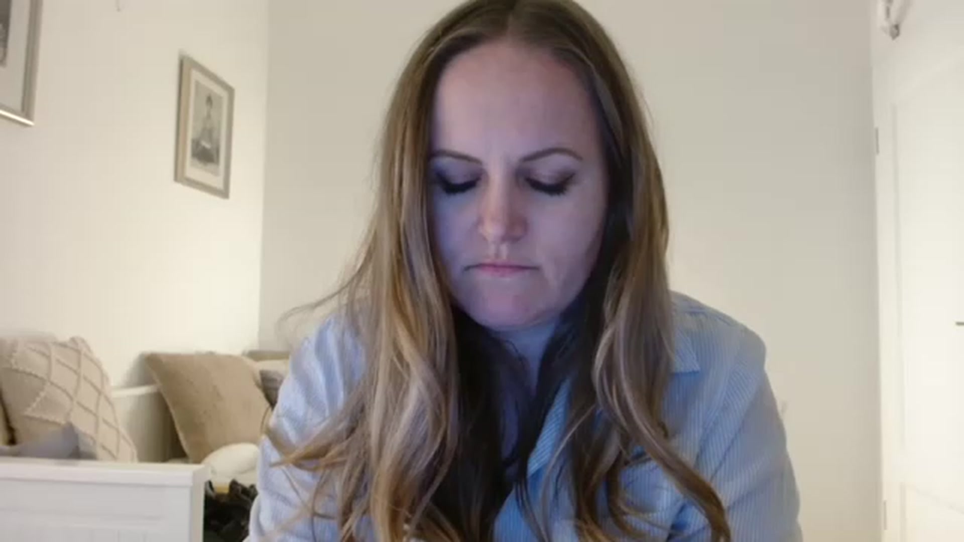 Gallery image thumbnail from JustLily's myfreecams stream on, 03/22/2023, 23:11 image 4 of 20
