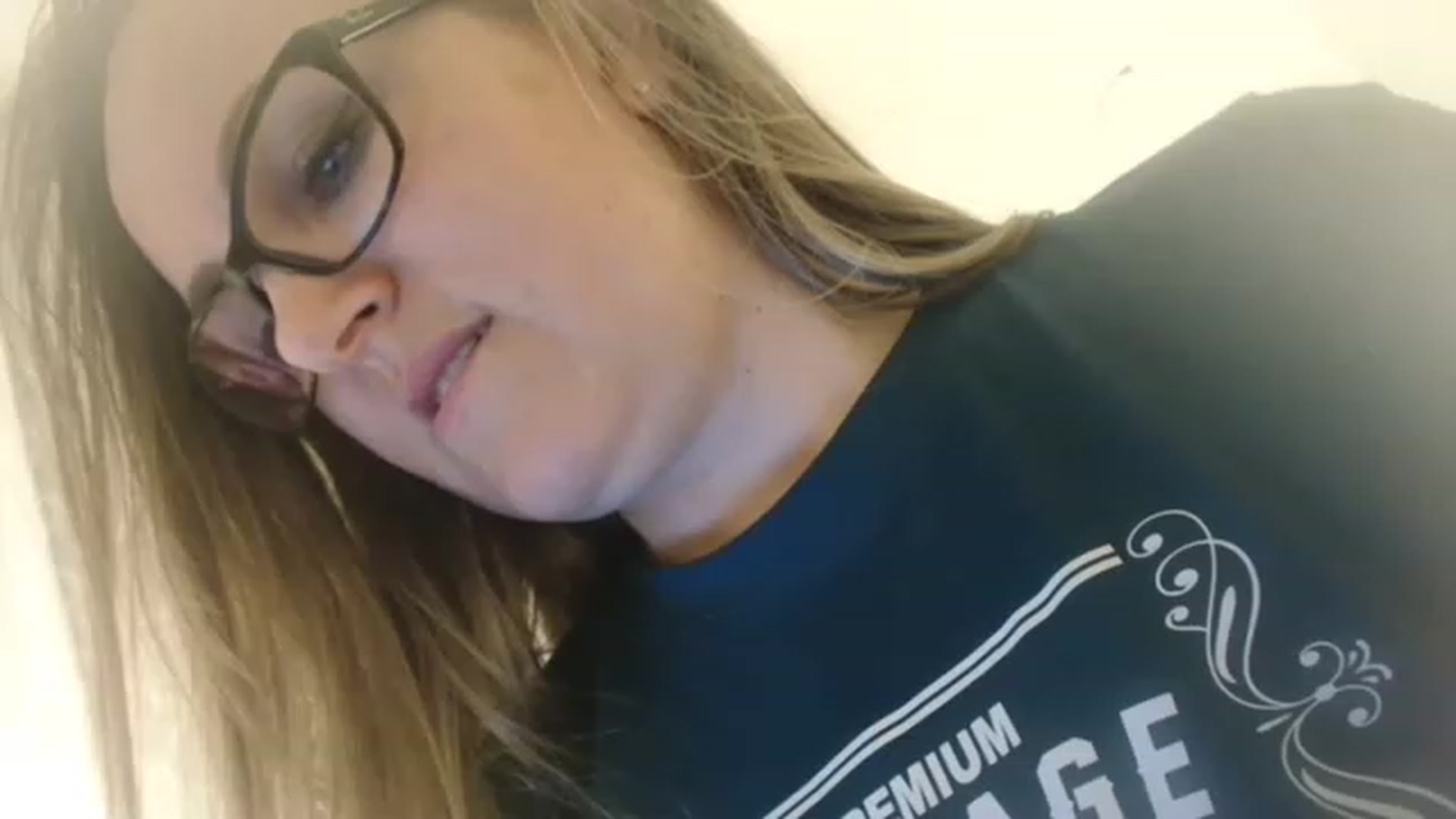 Gallery image thumbnail from JustLily's myfreecams stream on, 03/24/2023, 23:00 image 15 of 20