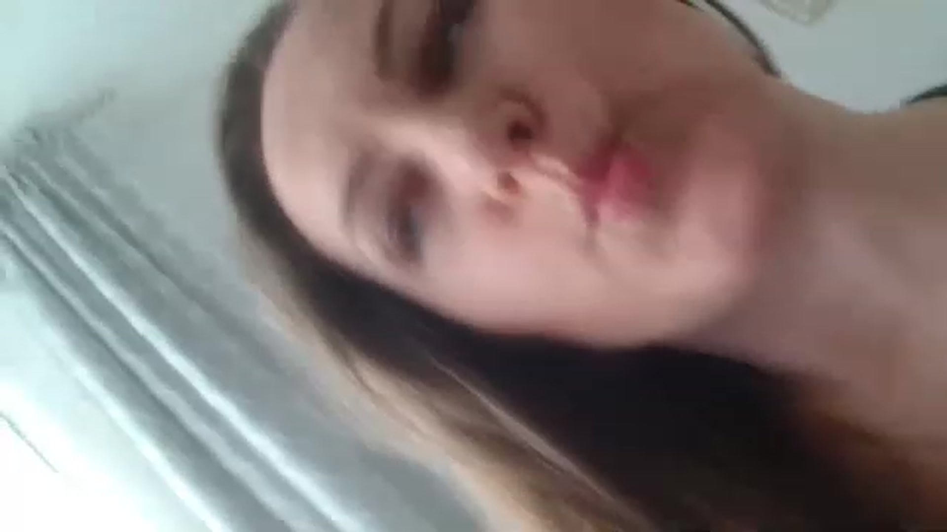 Gallery image thumbnail from JustLily's myfreecams stream on, 04/19/2023, 13:22 image 2 of 20