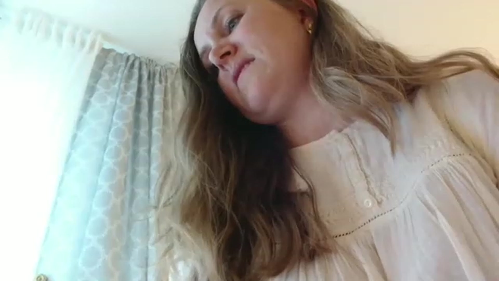 Gallery image thumbnail from JustLily's myfreecams stream on, 05/08/2023, 17:29 image 18 of 20