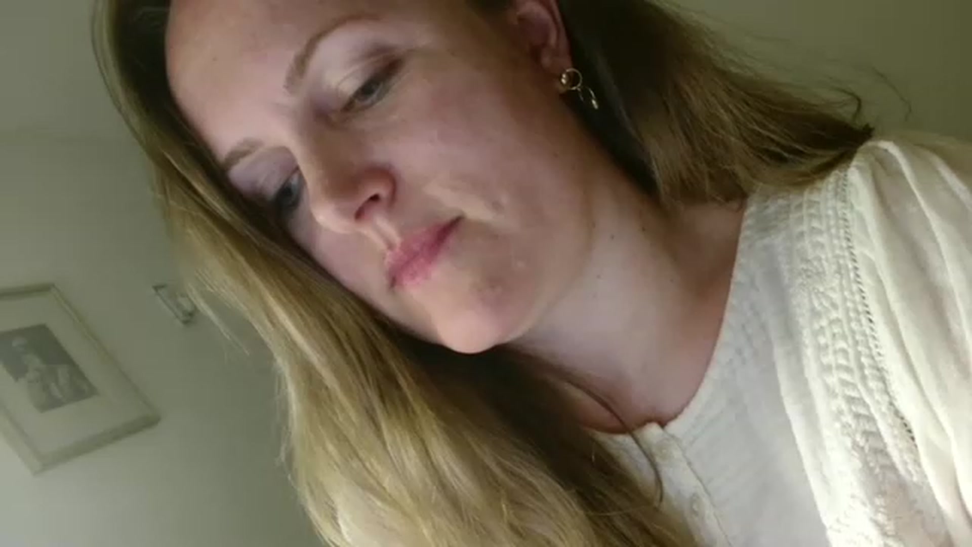 Gallery image thumbnail from JustLily's myfreecams stream on, 05/08/2023, 21:02 image 11 of 20