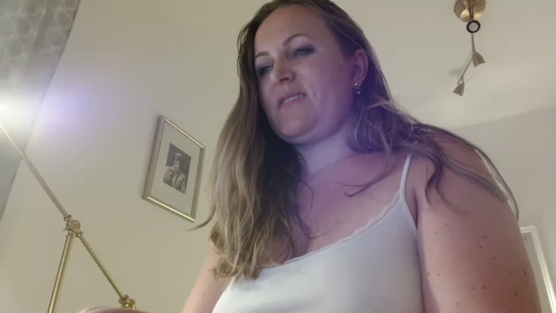Gallery image thumbnail from JustLily's myfreecams stream on, 05/11/2023, 23:44 image 10 of 20