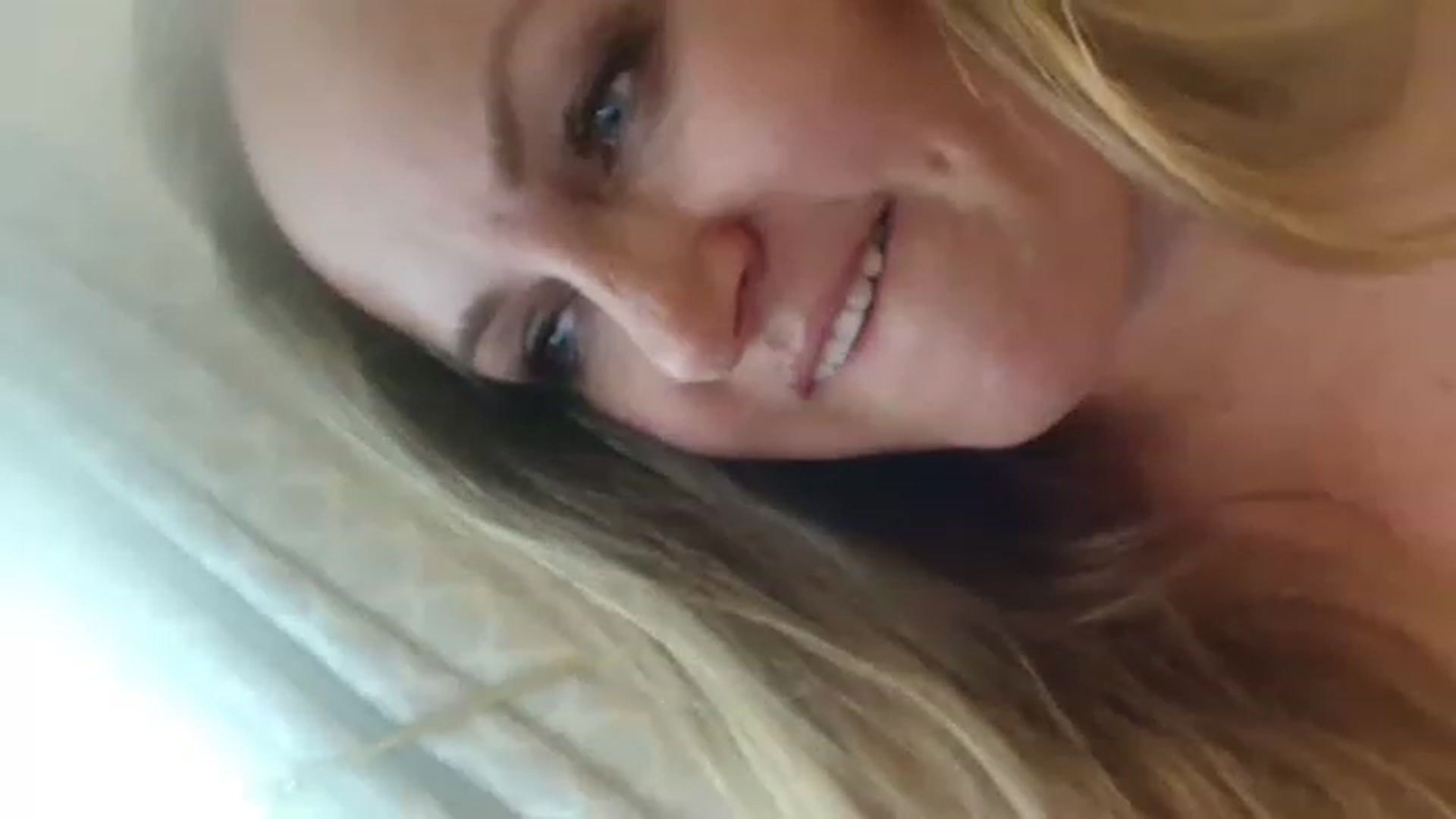 Gallery image thumbnail from JustLily's myfreecams stream on, 05/19/2023, 14:07 image 18 of 20
